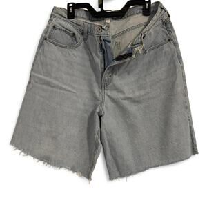 curve love raw edge/distressed mid rise a&f shorts